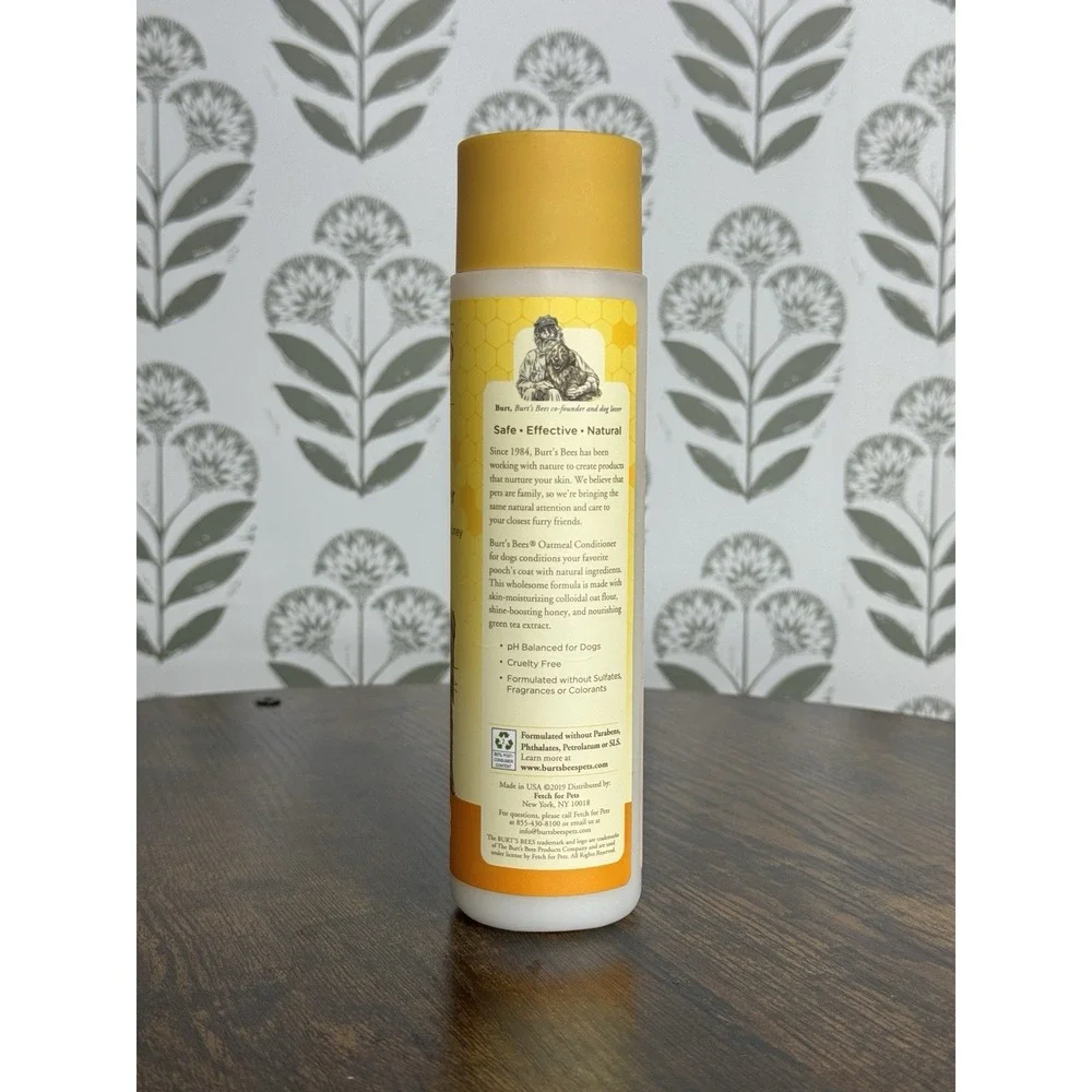 Burt's Bees Oatmeal Dog Conditioner with Coconut Oil & Honey, 20 fl oz
